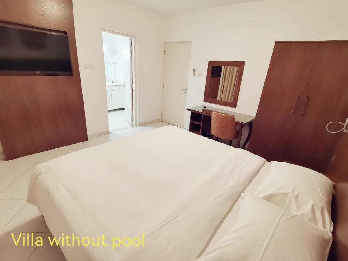 J5 Four Bedroom Villa Holiday Home In Al Wasl For Families Only Дубай Екстер'єр фото